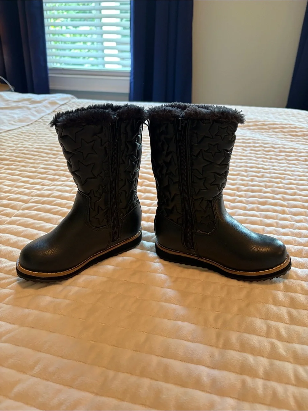 HM girls fur lined black boots